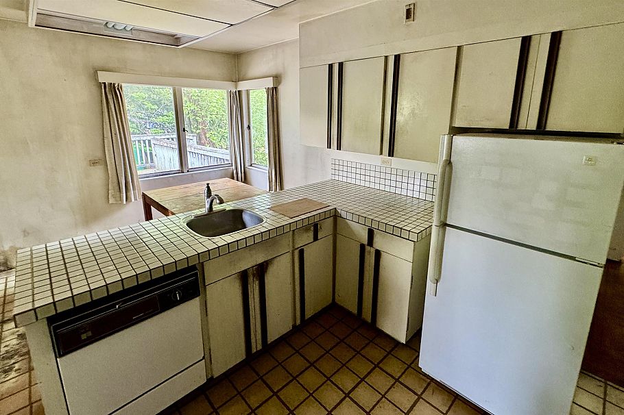 515 W 24th Street North Vancouver, BC - 11