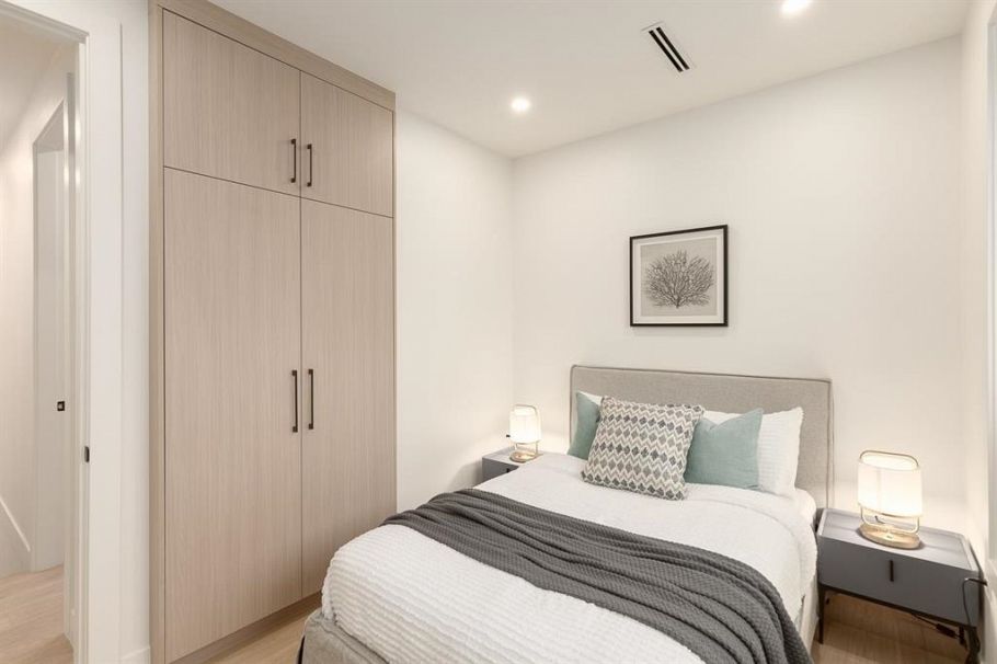 2 2658 Dundas Street Vancouver, BC - 28