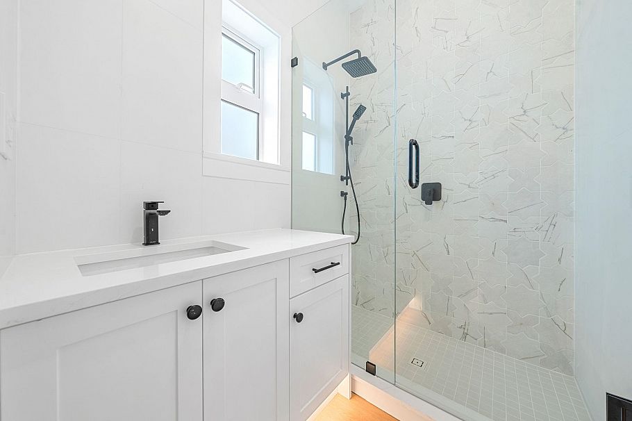 2526 Mcgill Street Vancouver, BC - 13