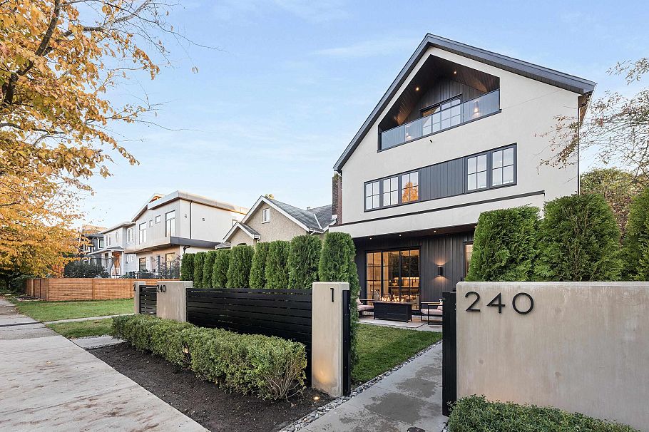 1 240 E 37th Avenue Vancouver, BC - 5