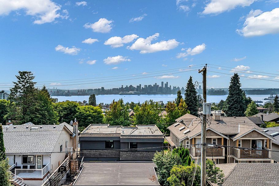 255 W 6th Street North Vancouver, BC - 33