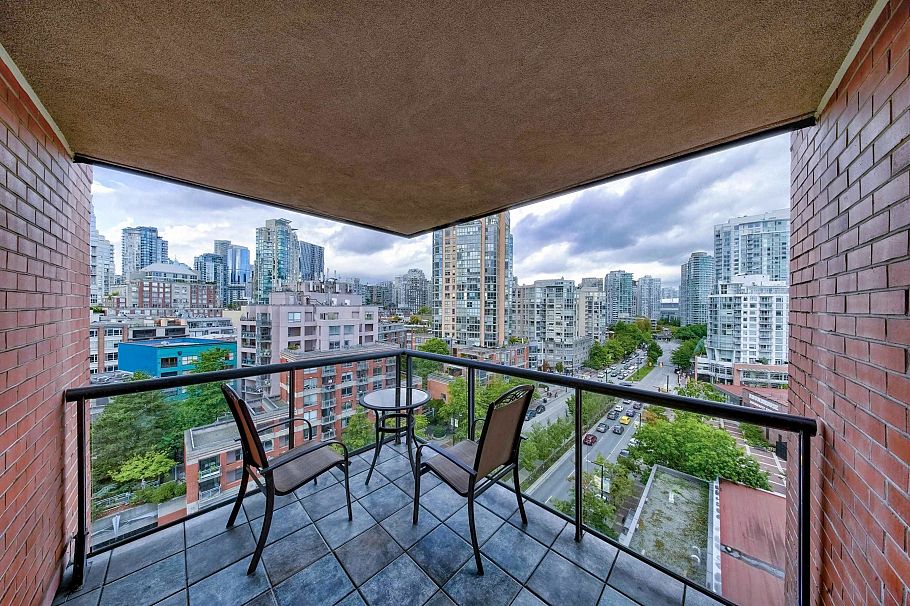 12E 199 Drake Street Vancouver, BC - 23