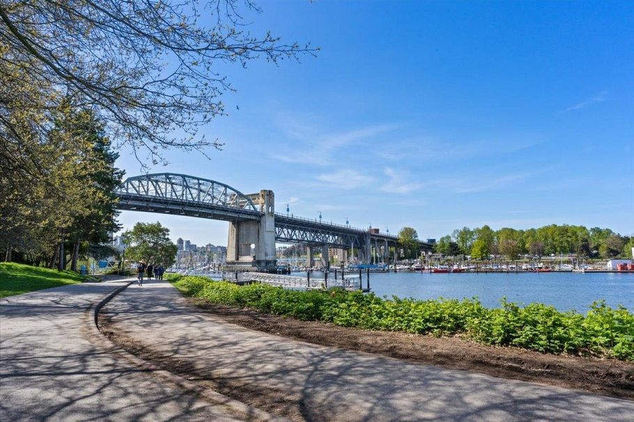 1401 907 Beach Avenue Vancouver, BC - 17