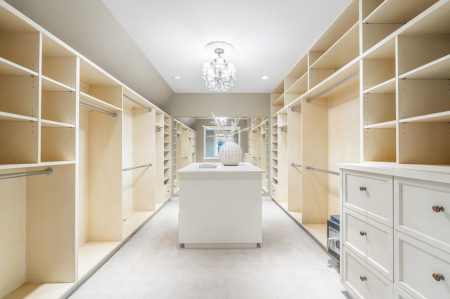 2716 W 49th Avenue Vancouver, BC - 20