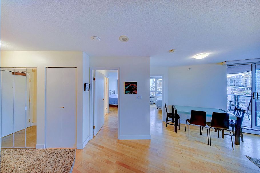 12E 199 Drake Street Vancouver, BC - 11