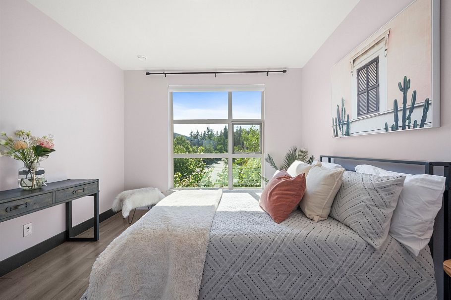 202 3602 Aldercrest Drive North Vancouver, BC - 14