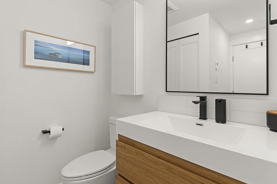 116 1890 W 6th Avenue Vancouver, BC - 24