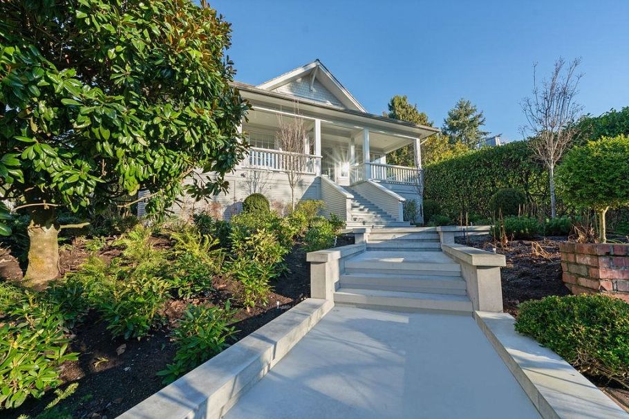 6476 Blenheim Street Vancouver, BC - 7