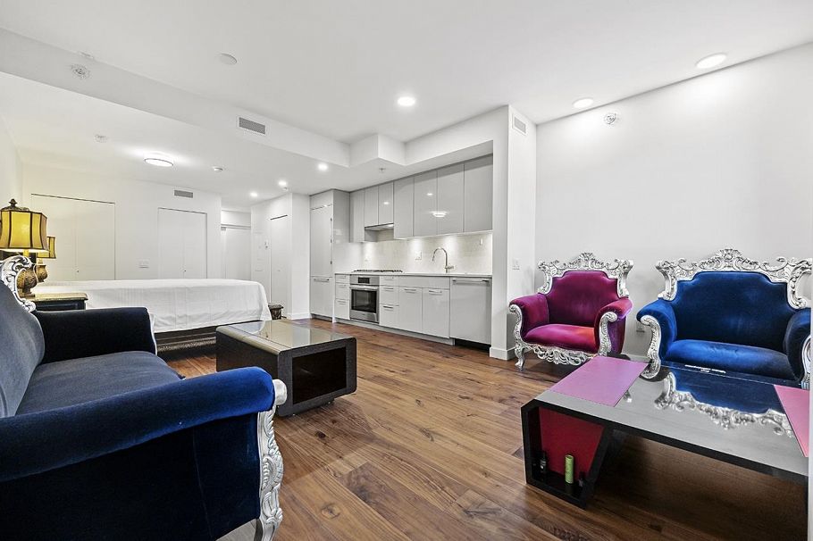 104 5058 Cambie Street Vancouver, BC - 9