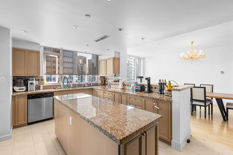 2302 323 Jervis Street Vancouver, BC - 34