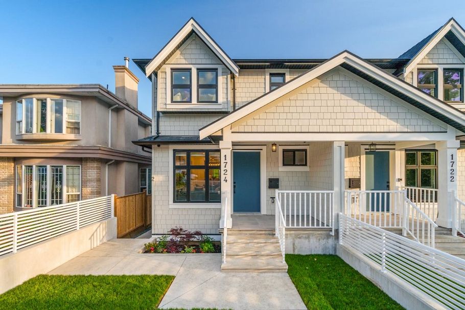 1724 E 64th Avenue Vancouver, BC - 3