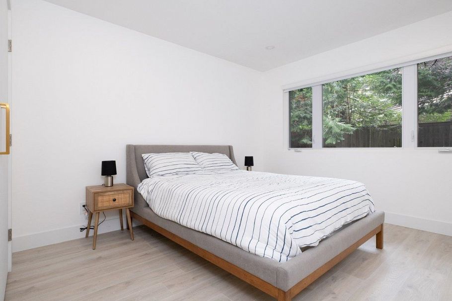 4283 Capilano Road North Vancouver, BC - 30