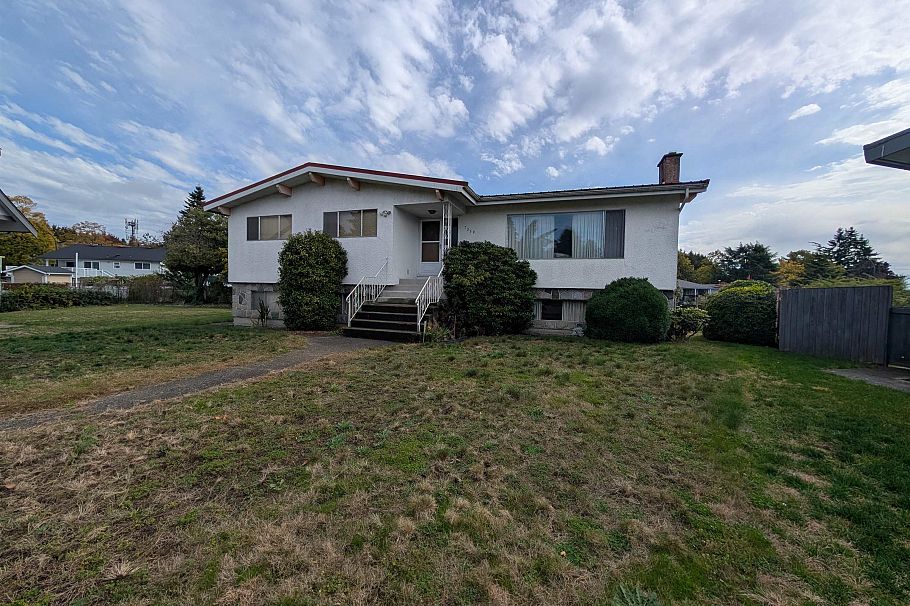 7258 Lancaster Place Vancouver, BC - 4