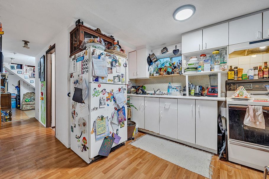 4639 Fraser Street Vancouver, BC - 20