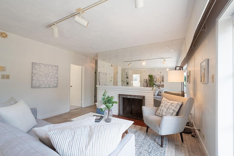 1150 Silverwood Crescent North Vancouver, BC - 10