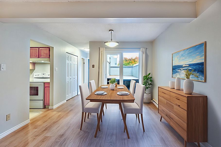 1365 W 8th Avenue Vancouver, BC - 8