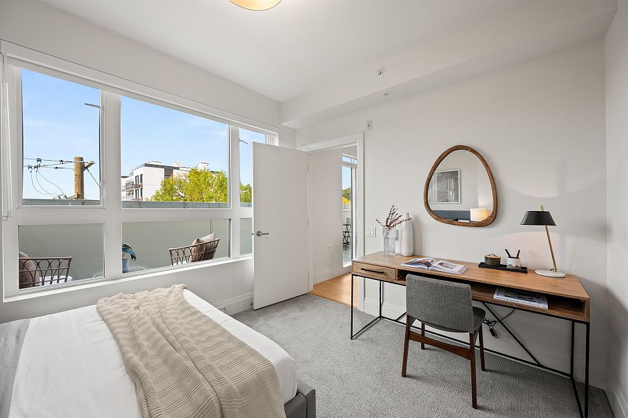 411 2550 Garden Drive Vancouver, BC - 13