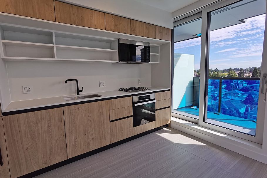 806 5058 JOYCE STREET, Vancouver BC V5R 0J9 Vancouver, BC - 2