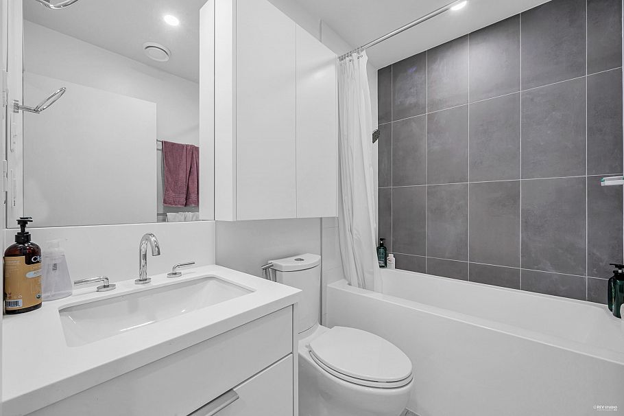 116 650 E 2nd Street North Vancouver, BC - 22