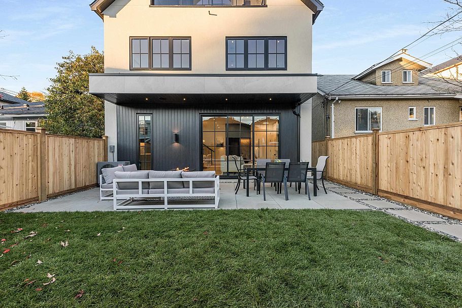 2 240 E 37th Avenue Vancouver, BC - 34