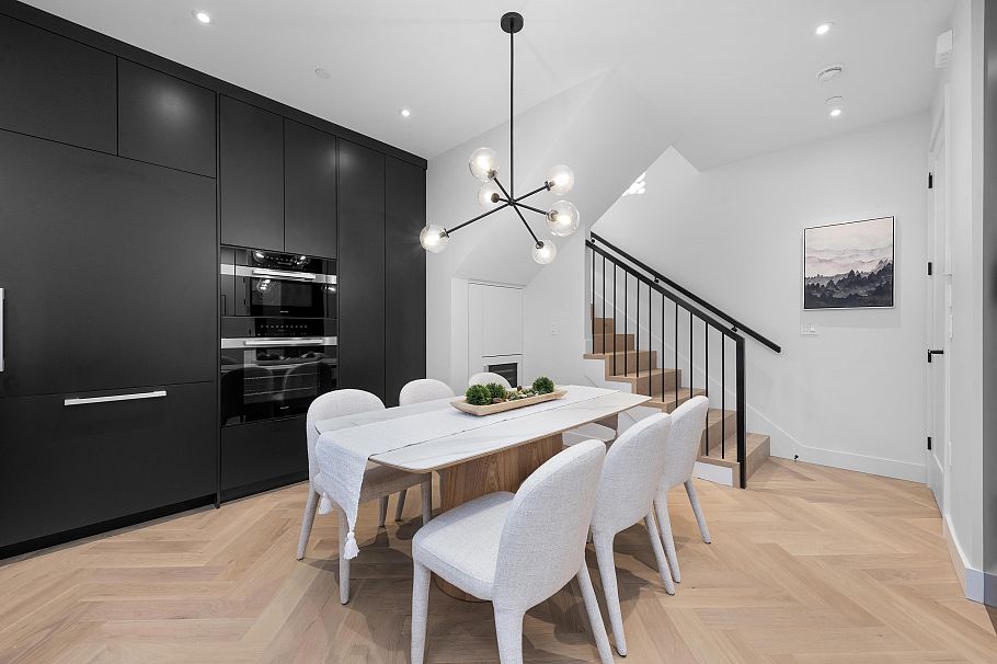 2 240 E 37th Avenue Vancouver, BC - 14