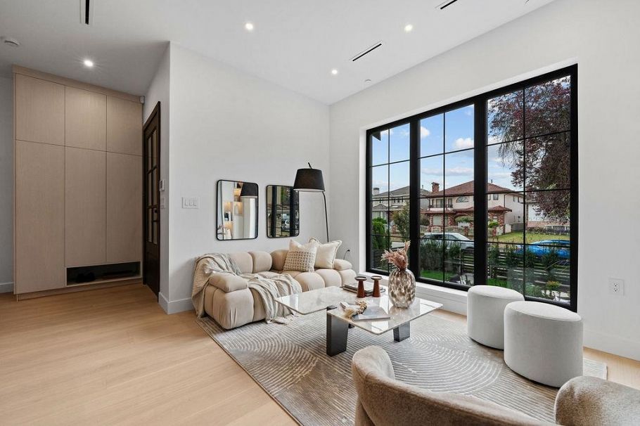 6890 Brooks Street Vancouver, BC - 4