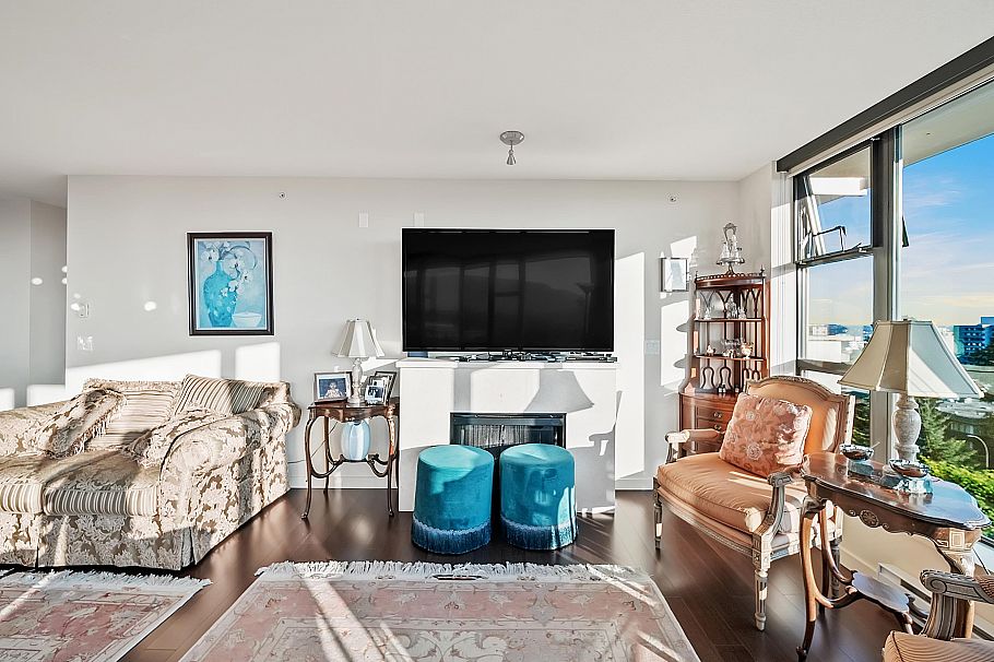 805 683 W Victoria Park North Vancouver, BC - 14