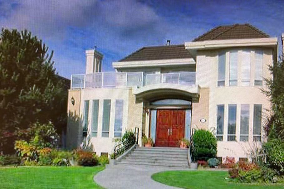 1285 W 47th Avenue Vancouver, BC - 1