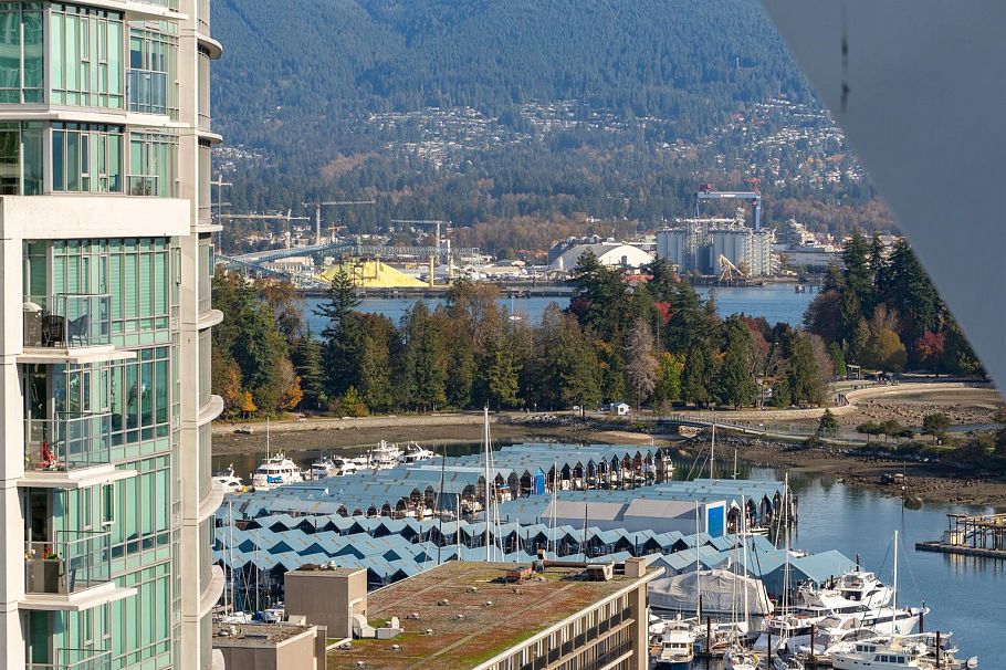 1905 620 Cardero Street West Vancouver, BC - 26