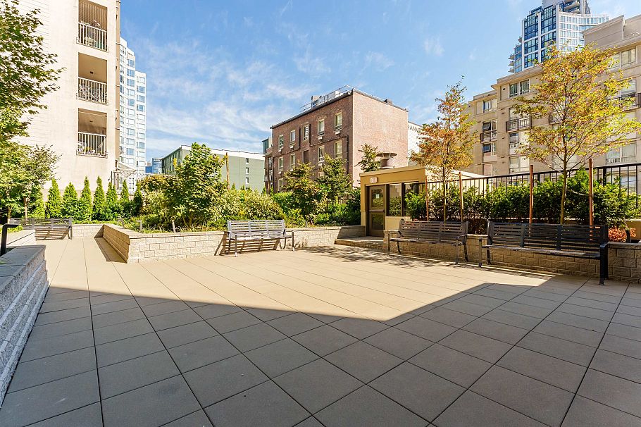 1605 789 Drake Street Vancouver, BC - 18