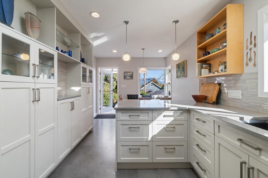 2743 Kitchener Street Vancouver, BC - 9