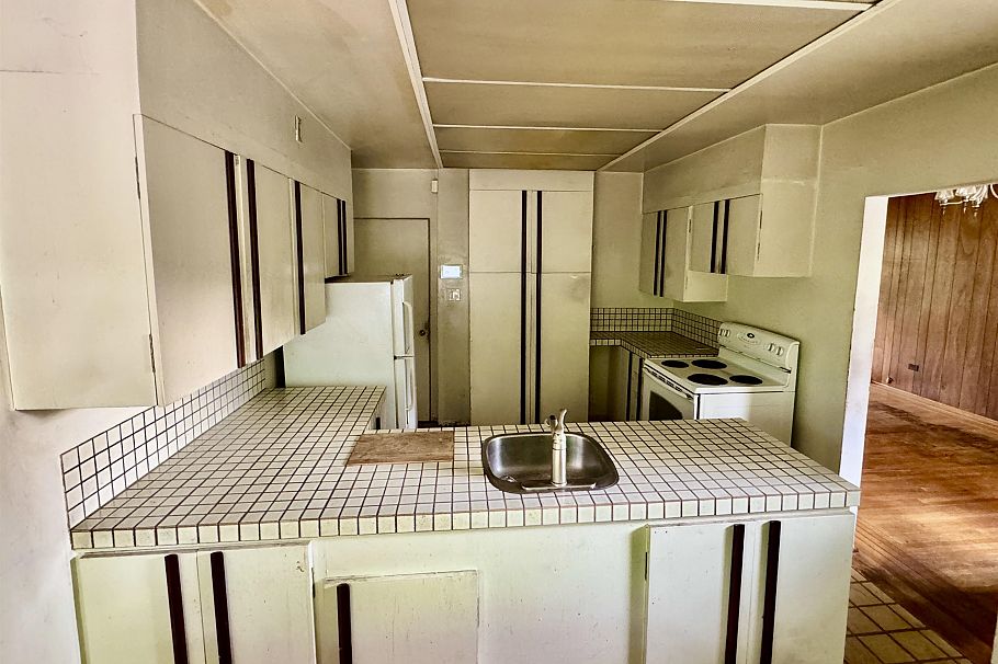 515 W 24th Street North Vancouver, BC - 10