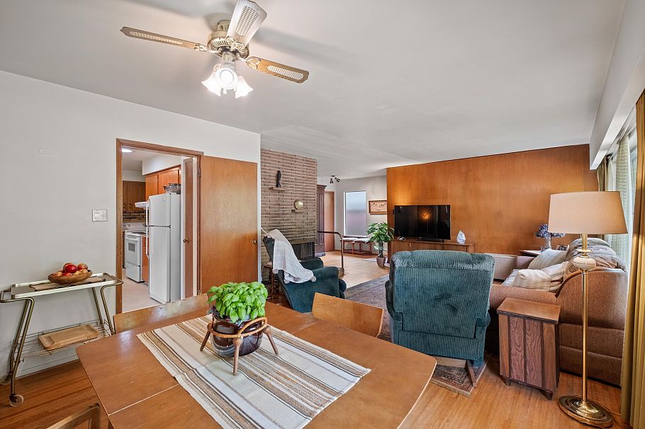 2239 Windridge Drive North Vancouver, BC - 11