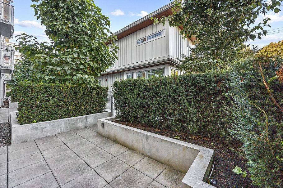 104 5058 Cambie Street Vancouver, BC - 11