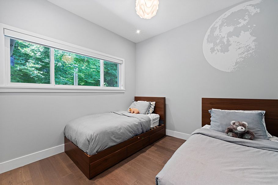 1630 E 13th Avenue Vancouver, BC - 16