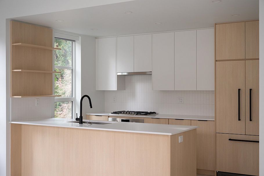 211 2045 Heritage Park Lane North Vancouver, BC - 1