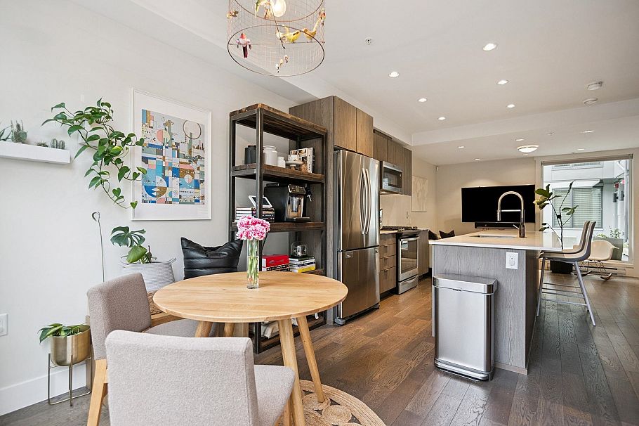 13 531 East 16th Avenue Vancouver, BC - 7