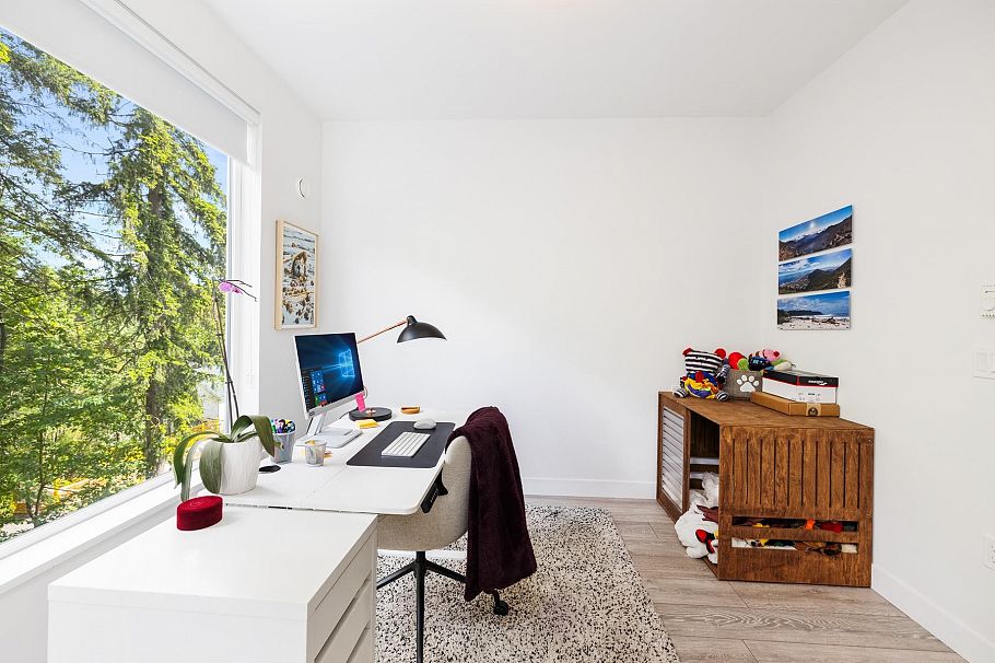 307 1327 Draycott Road North Vancouver, BC - 21