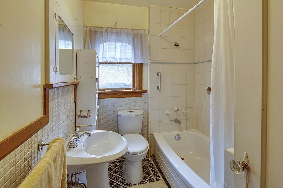 96 W 40th Avenue Vancouver, BC - 13