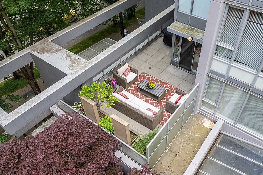 202 1001 Richards Street Vancouver, BC - 35