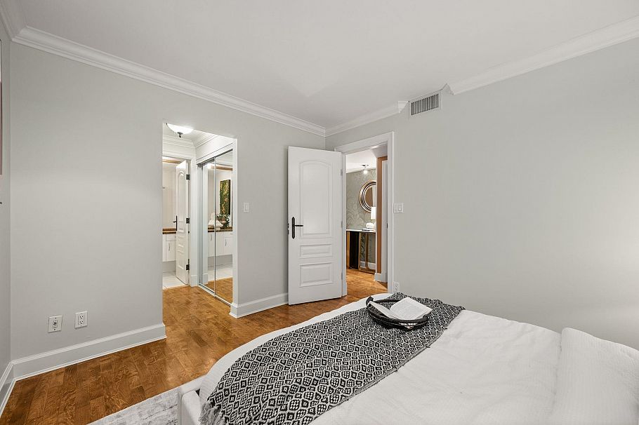 301 1155 Mainland Street Vancouver, BC - 20