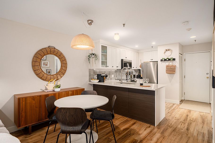 302 2333 Eton Street Vancouver, BC - 6