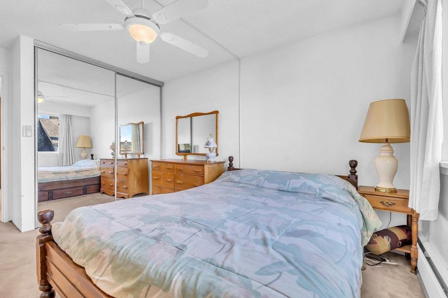 311 2121 W 6th Avenue Vancouver, BC - 9