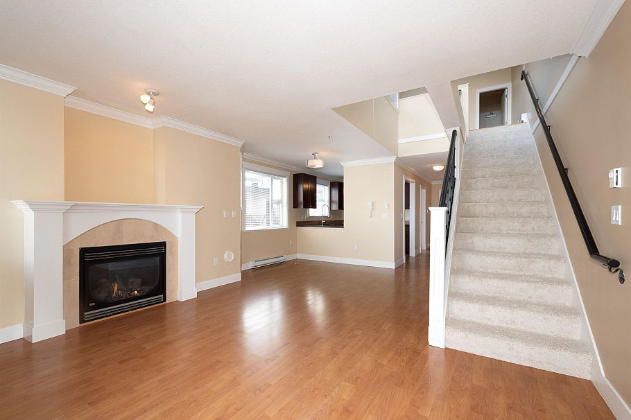 304 152 E 12th Street North Vancouver, BC - 5