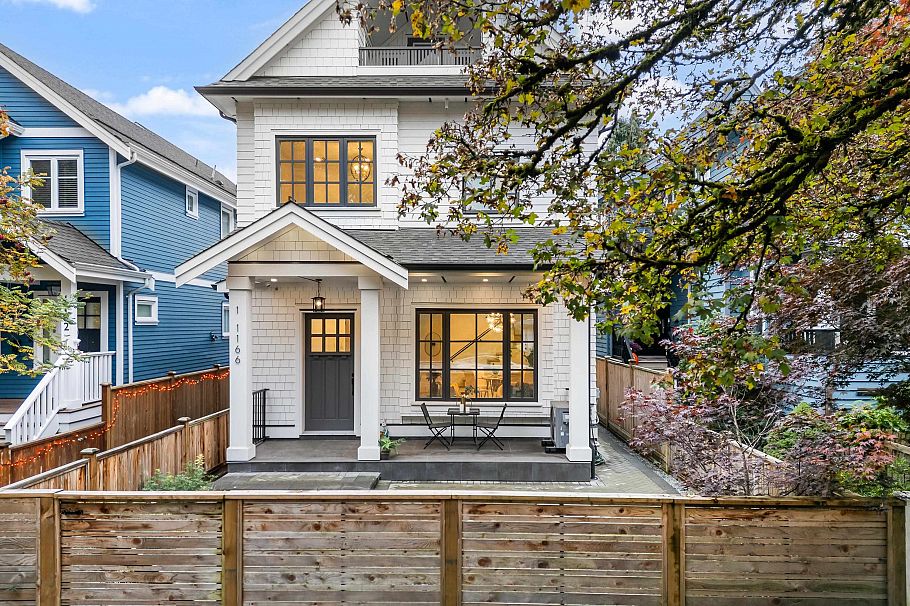 1 1166 E 11th Avenue Vancouver, BC - 10