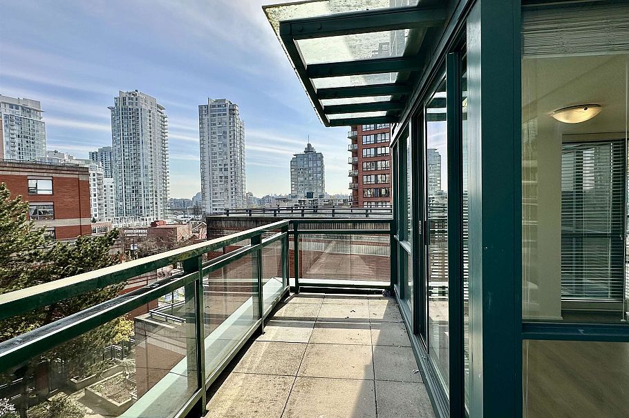 706 289 Drake Street Vancouver, BC - 31