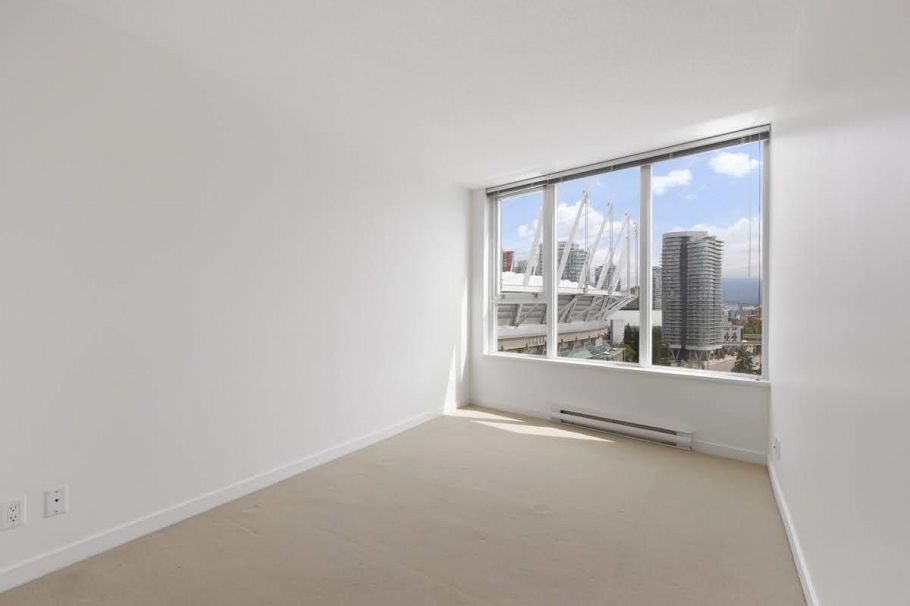 1902 33 Smithe Street Vancouver, BC - 15