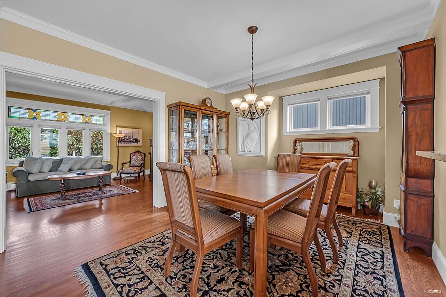 255 W 6th Street North Vancouver, BC - 9