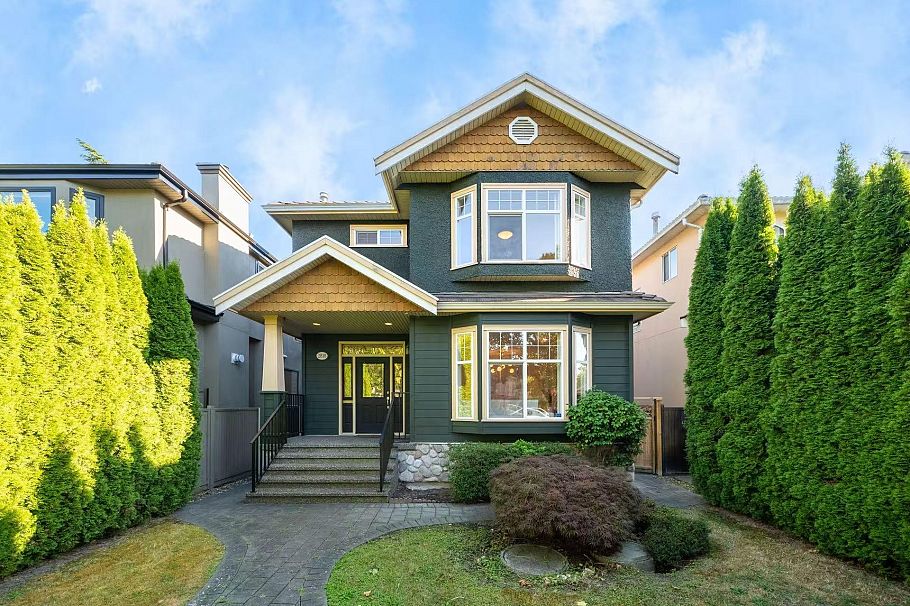 2818 W 19th Avenue Vancouver, BC - 6