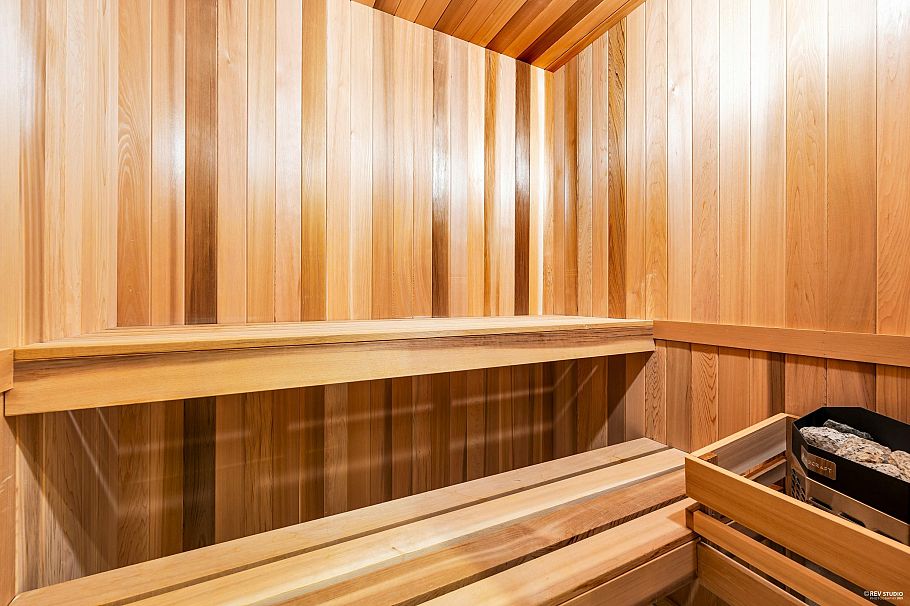 5188 Yew Street Vancouver, BC - 35